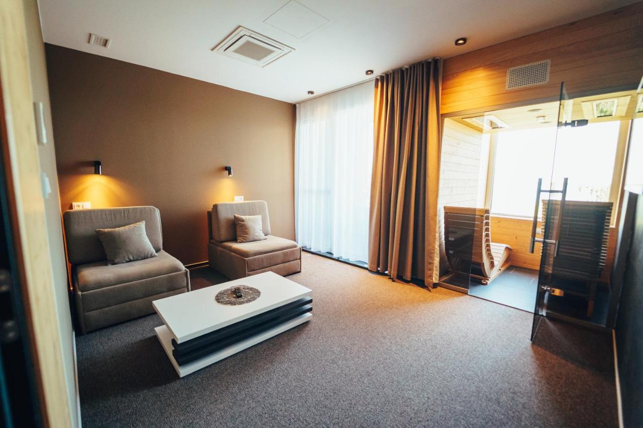 Hotel Thermal Sirava Калужа Экстерьер фото